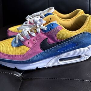 Retro Nike Airmax Size 8 Yellow, Pink, and Blue Sneakers
